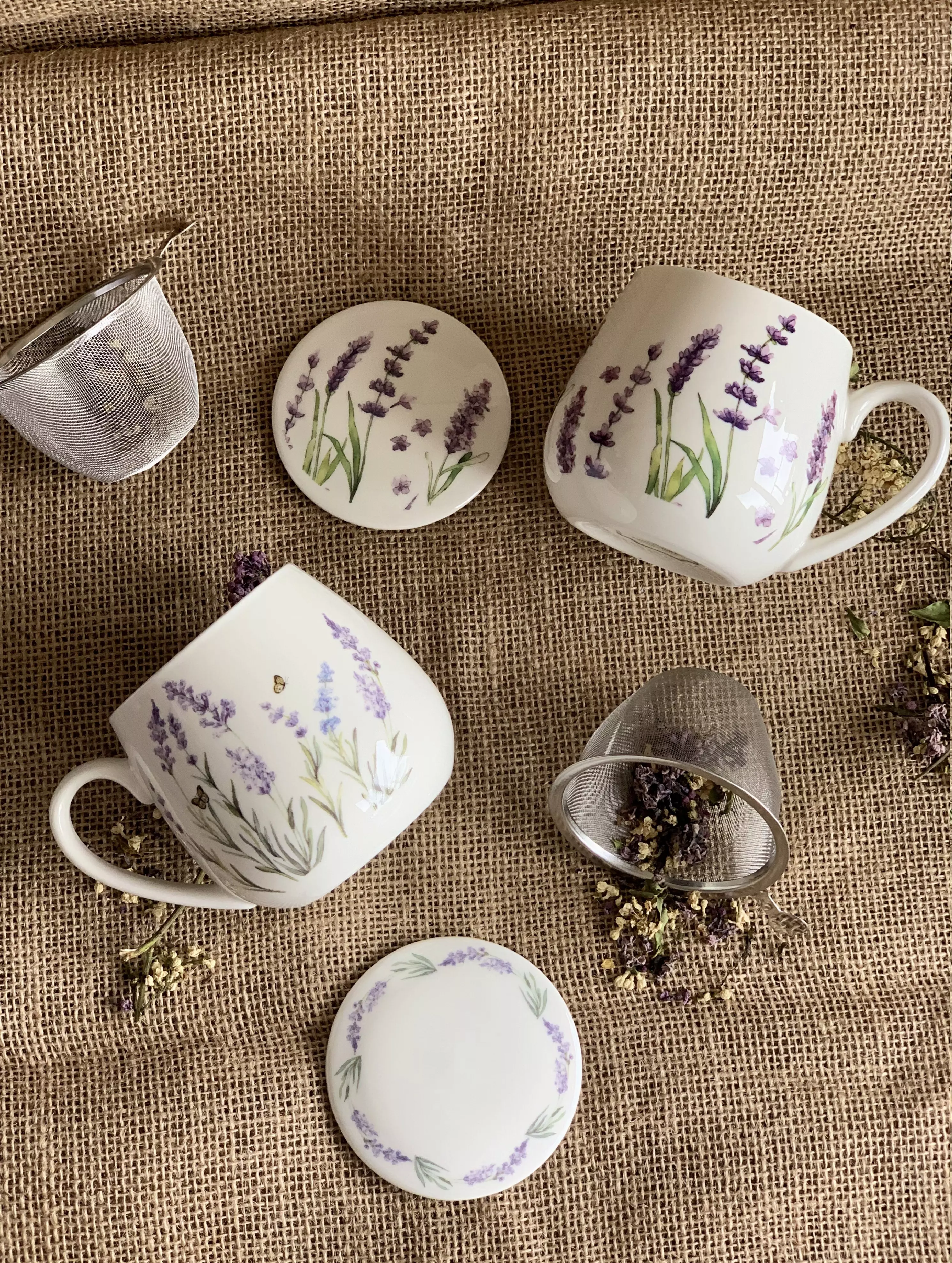 Kubek z zaparzaczem motyw łowickiej wycinanki